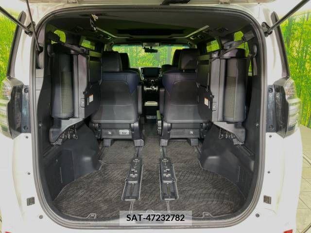 Toyota VELLFIRE 2016-11 332371-11