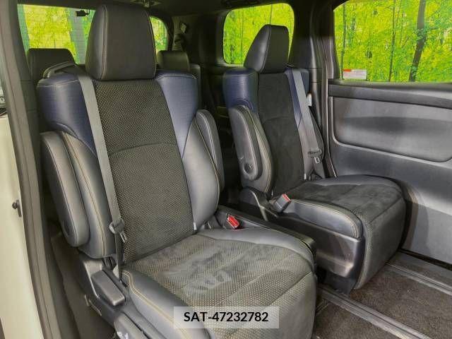 Toyota VELLFIRE 2016-11 332371-9