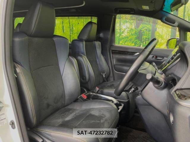 Toyota VELLFIRE 2016-11 332371-8