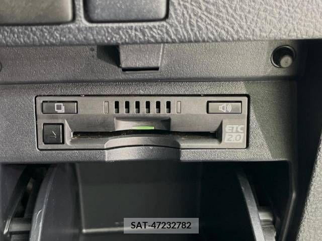 Toyota VELLFIRE 2016-11 332371-7