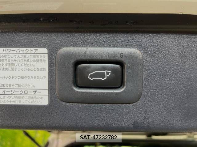 Toyota VELLFIRE 2016-11 332371-6