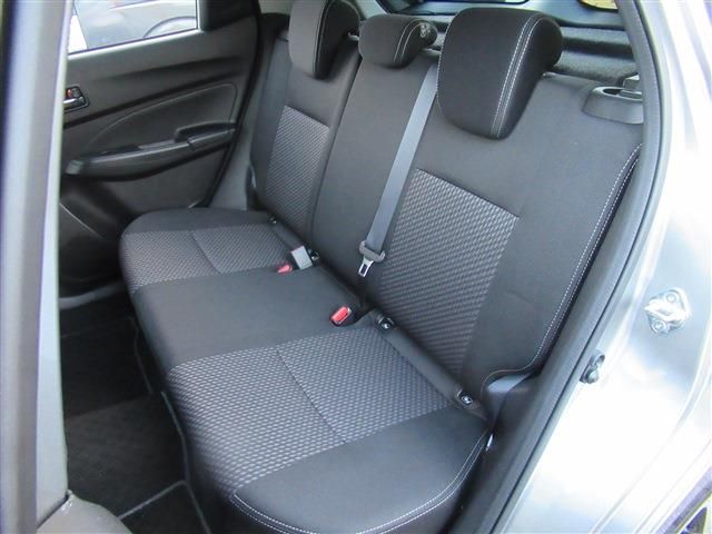 Suzuki SWIFT 2019-02 184283-14