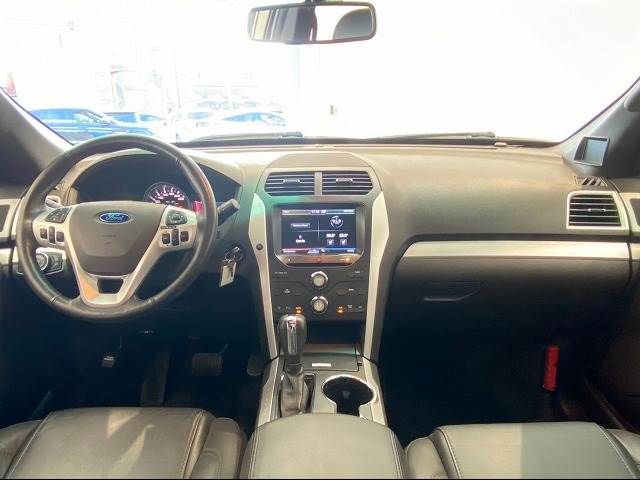Ford EXPLORER 2015-10 194707-1