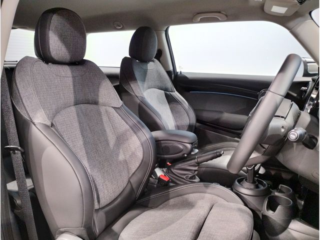 Bmw MINI 2022-09 20747-1