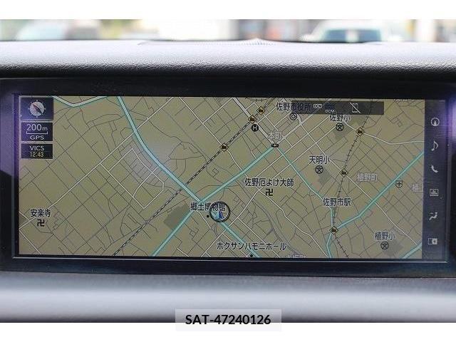 Lexus IS 2017-02 236677-4