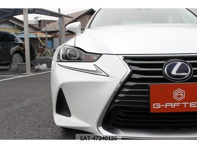 Lexus IS 2017-02 236677-10