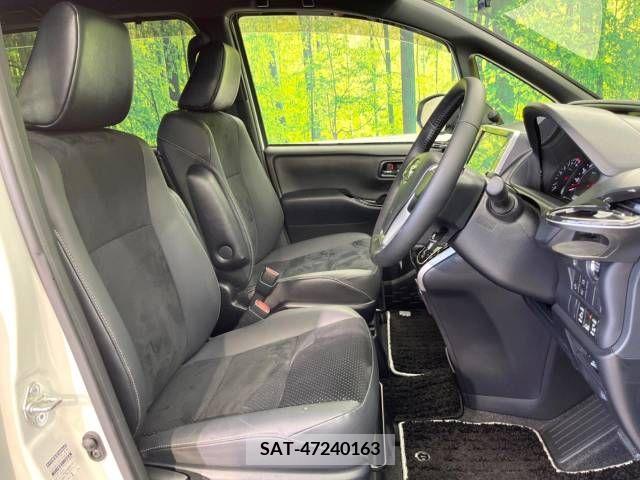 Toyota VOXY 2020-12 288884-8