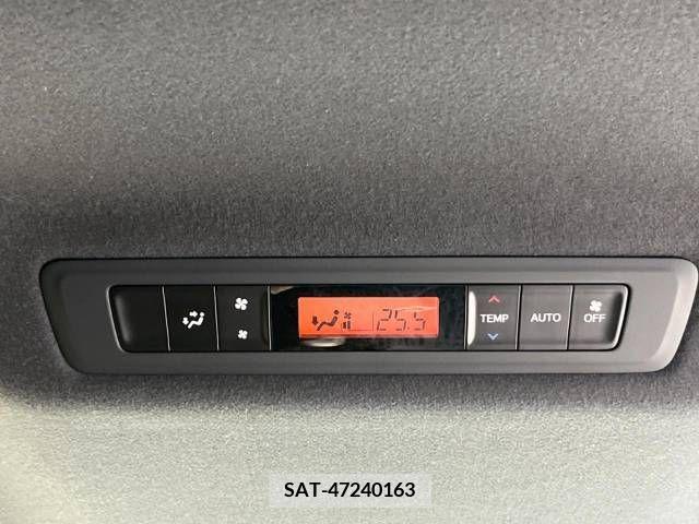 Toyota VOXY 2020-12 288884-7