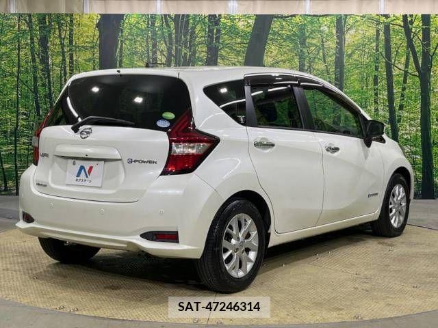 Nissan NOTE 2017-04 246587-17