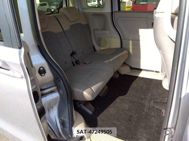 Honda N BOX 2018-06 325695-4