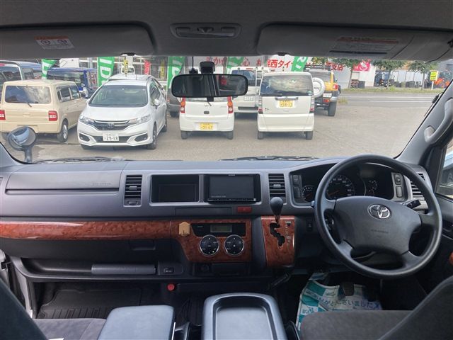 Toyota HIACE WAGON 2012-03 16724-14