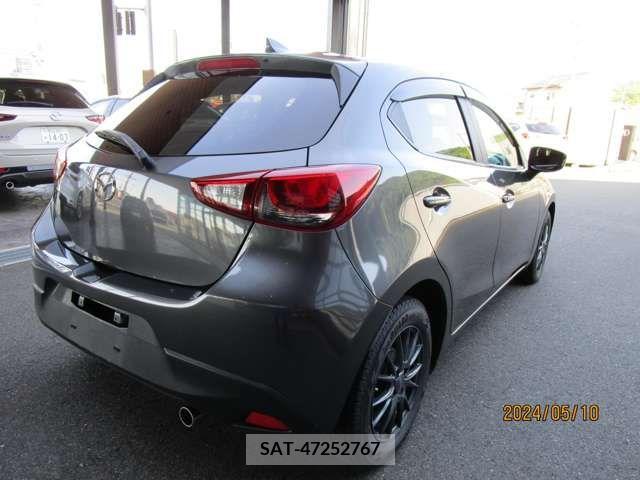 Mazda DEMIO 2016-04 296591-5