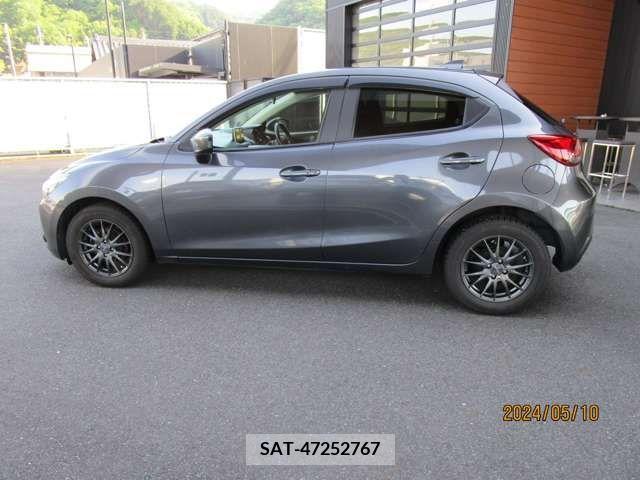 Mazda DEMIO 2016-04 296591-7
