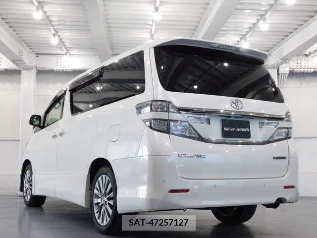 Toyota VELLFIRE 2014-06 299948-1