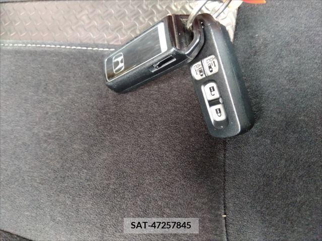 Honda N BOX CUSTOM 2017-09 306931-14