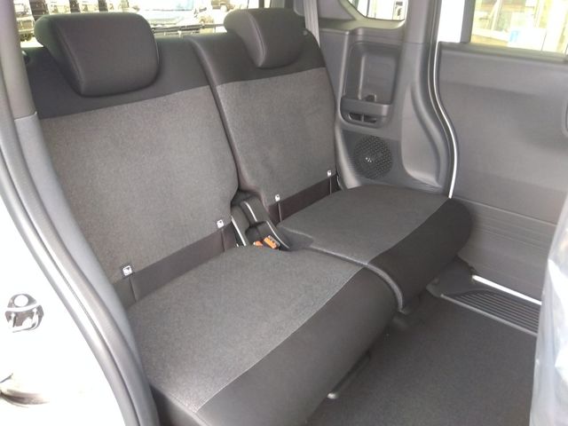 Honda N BOX CUSTOM 2023-12 27676-6