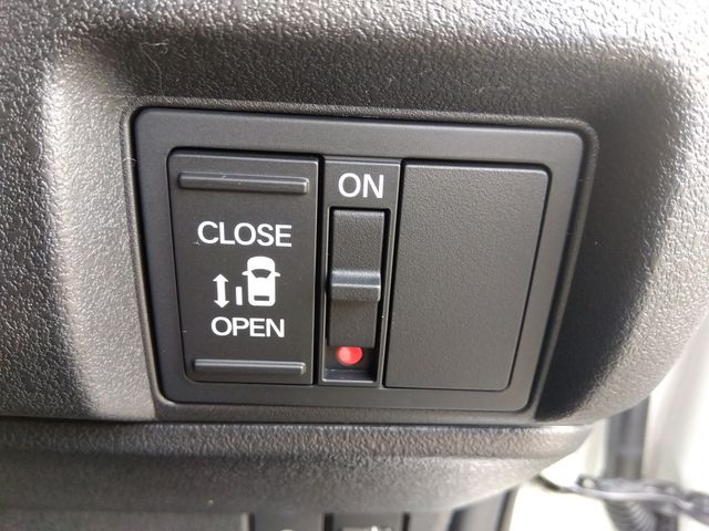 Honda N BOX CUSTOM 2023-12 27676-15