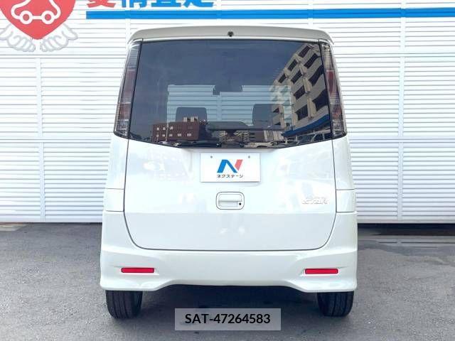 Nissan ROOX 2012-01 334256-15