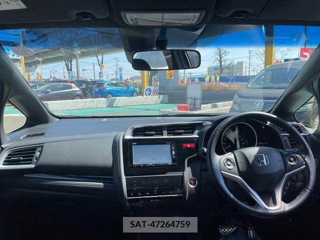 Honda FIT HYBRID 2015-10 328908-18