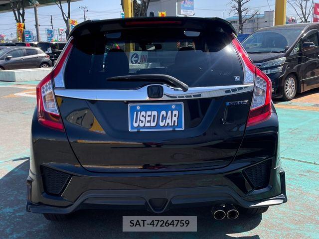 Honda FIT HYBRID 2015-10 328908-7