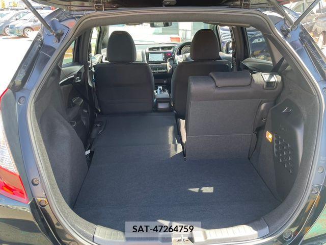 Honda FIT HYBRID 2015-10 328908-12