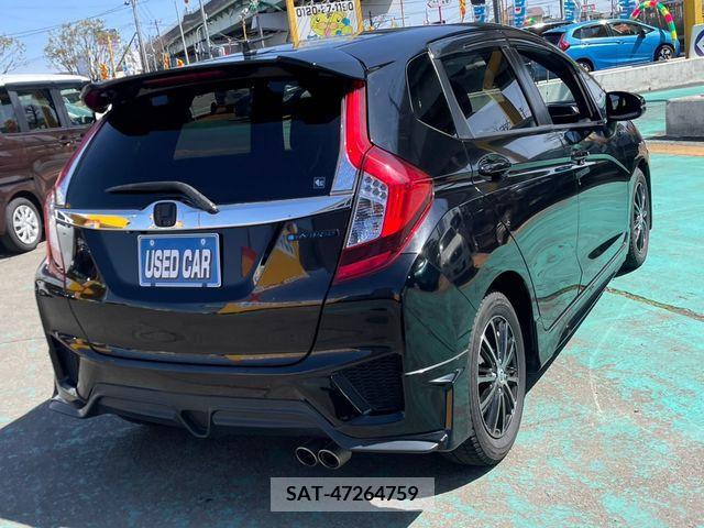 Honda FIT HYBRID 2015-10 328908-2