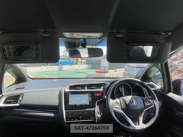 Honda FIT HYBRID 2015-10 328908-22