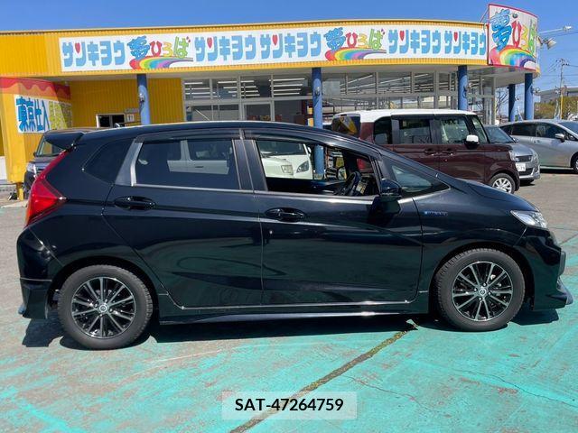 Honda FIT HYBRID 2015-10 328908-5