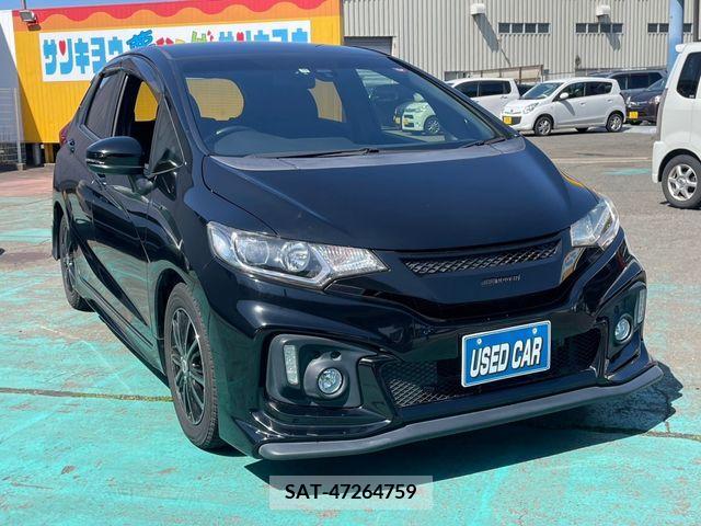 Honda FIT HYBRID 2015-10 328908-8
