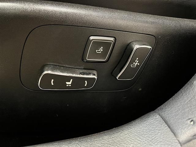 Lexus LS 2013-03 1344-16