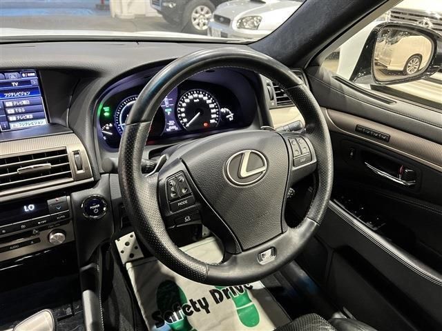 Lexus LS 2013-03 1344-10
