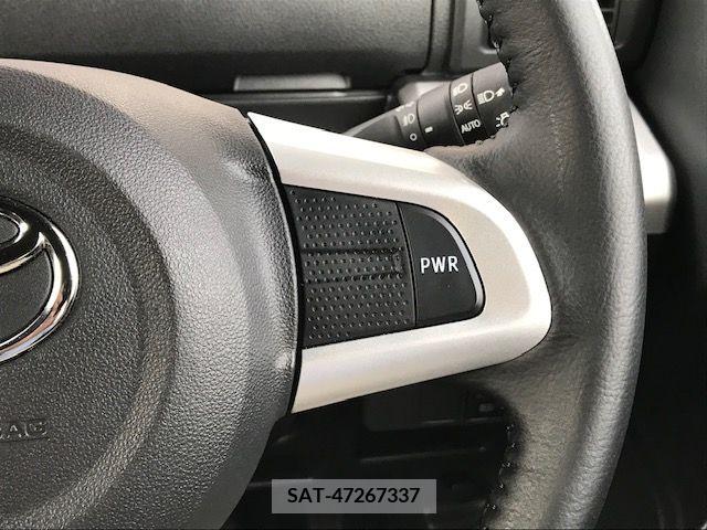 Toyota Pixis Mega 2020-03 329764-11