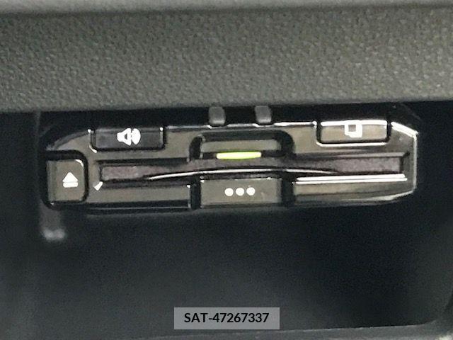 Toyota Pixis Mega 2020-03 329764-22