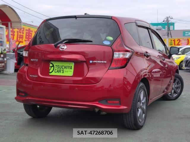 Nissan NOTE 2019-05 280166-1