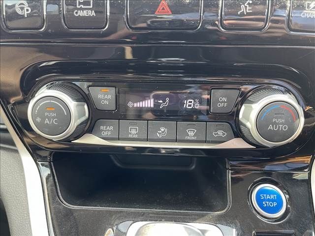 Nissan SERENA 2018-05 6766-3