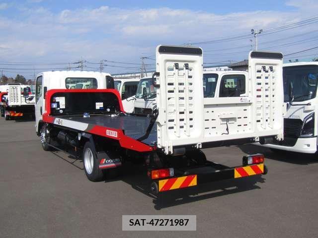 Mazda TITAN 2024-03 287699-6