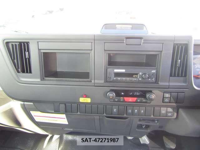 Mazda TITAN 2024-03 287699-16