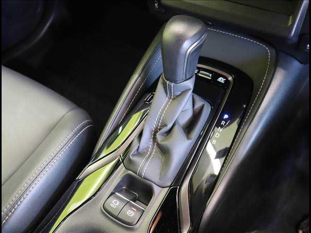 Toyota COROLLA TOURING 2021-03 21227-17