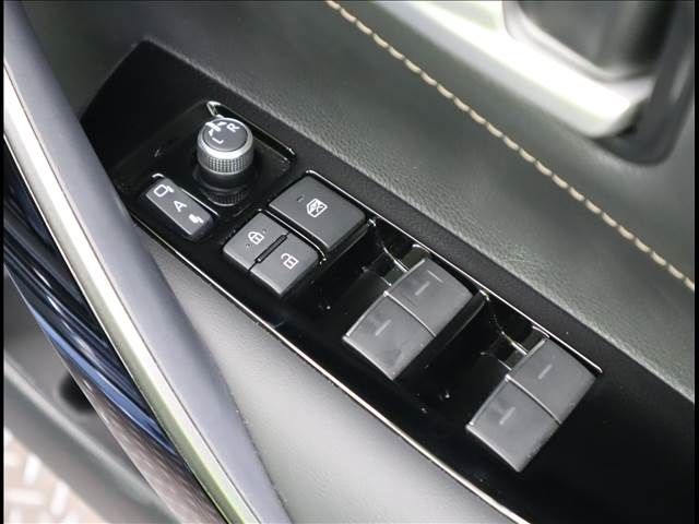 Toyota COROLLA TOURING 2021-03 21227-20