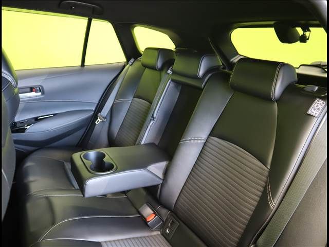 Toyota COROLLA TOURING 2021-03 21227-29