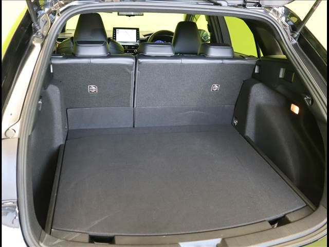 Toyota COROLLA TOURING 2021-03 21227-28