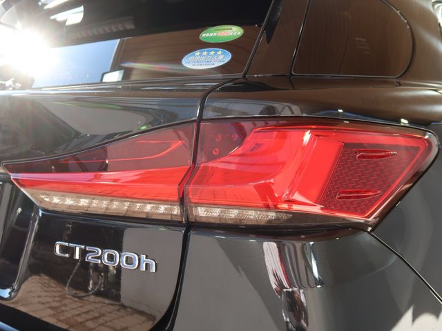 Lexus CT 2018-05 190672-25