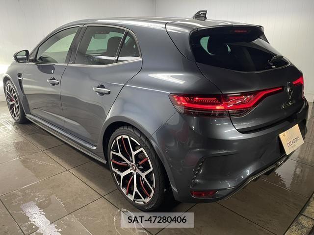 Renault MEGANE 2021-04 373644-2