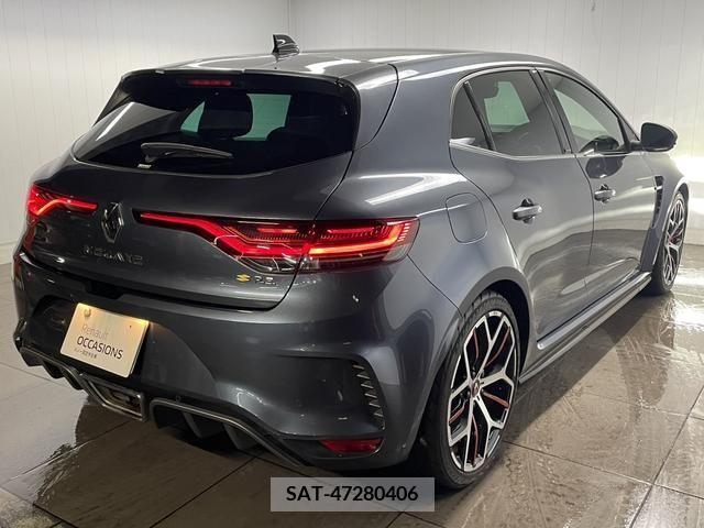 Renault MEGANE 2021-04 373644-15