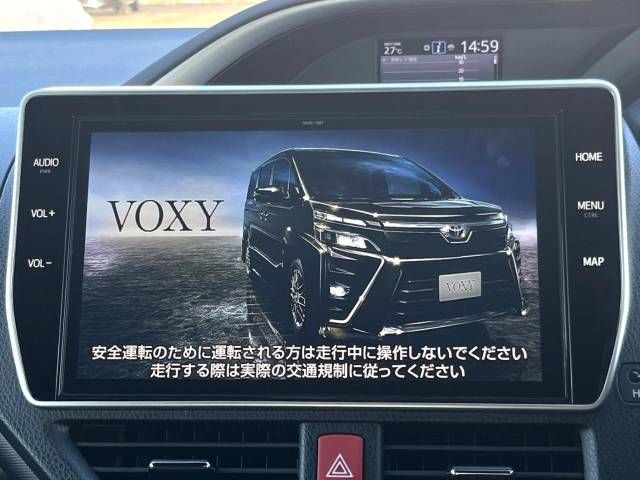 Toyota VOXY 2021-04 193188-2