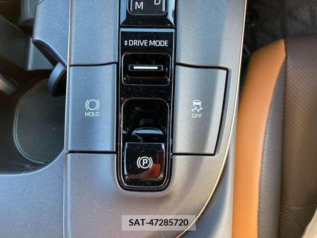 Toyota CROWN 2023-01 206382-19