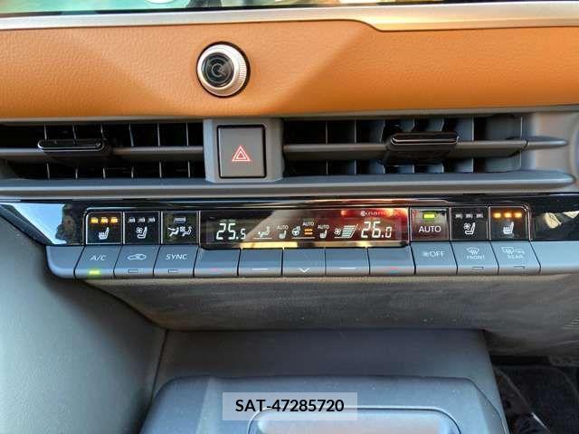 Toyota CROWN 2023-01 206382-17