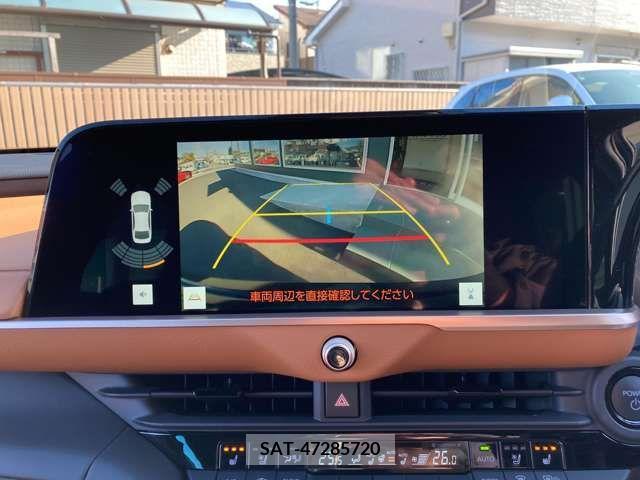 Toyota CROWN 2023-01 206382-15