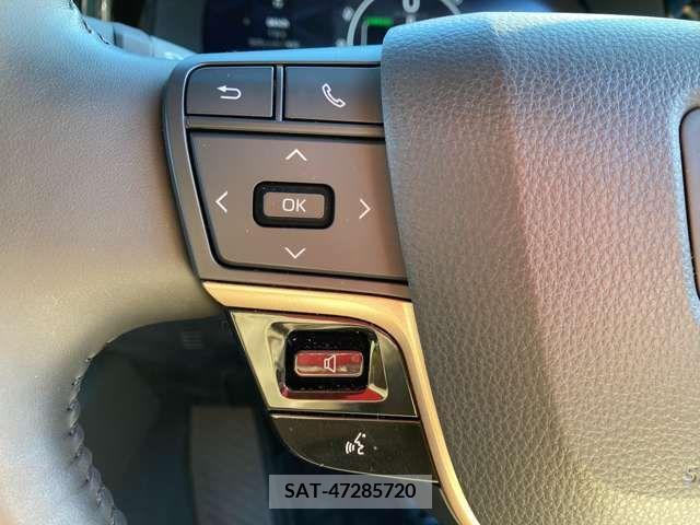 Toyota CROWN 2023-01 206382-6