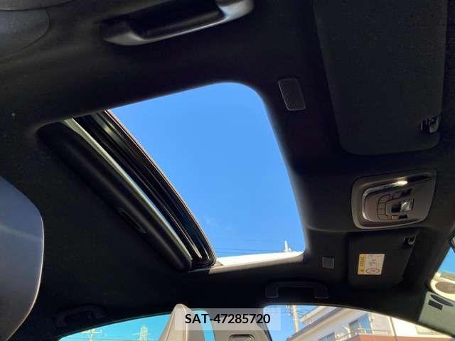 Toyota CROWN 2023-01 206382-3